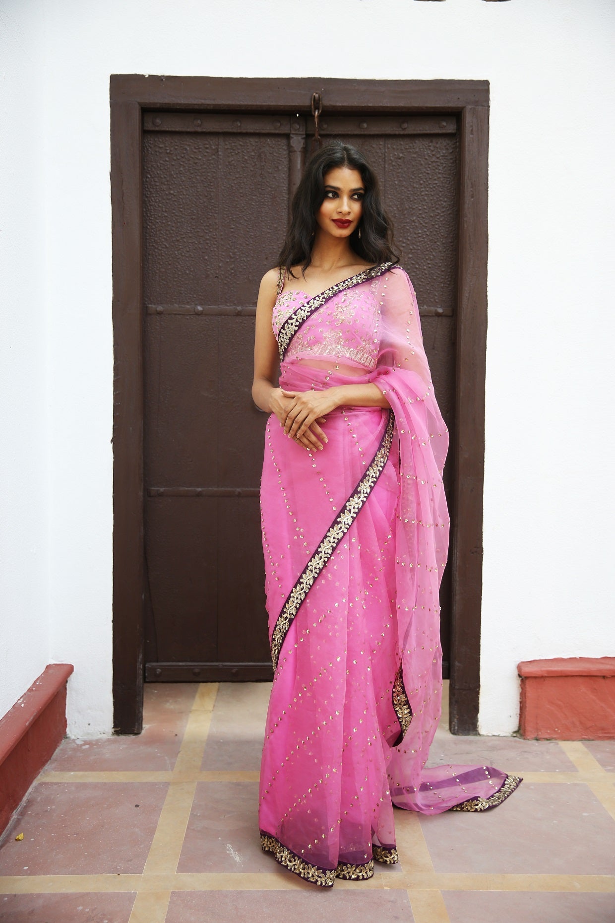 Buy Adorable Pink Fancy Zari Work Silk Reception Wear Saree - Zeel Clothing